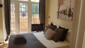 Stylish Studio Room in North East London
